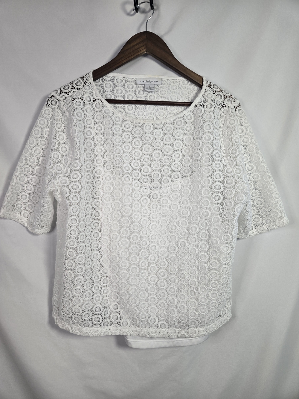 Liz Claiborne White Lace Overlay Short Sleeve Blouse – Size L